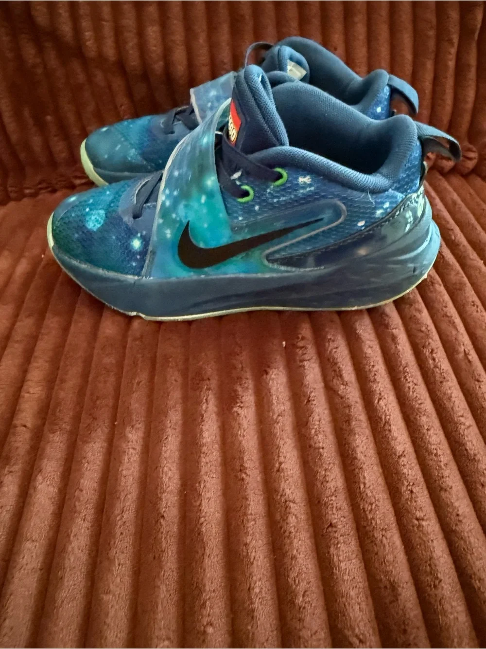 Nike Hustle D12 Lego Collection Size 1Y